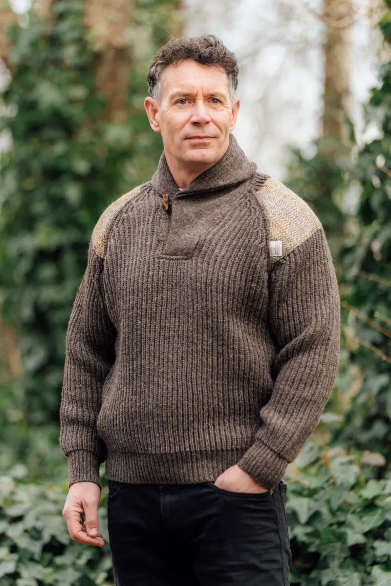 Byreman - Chunky knit Shawl Collar Sweater with Harris Tweed patches