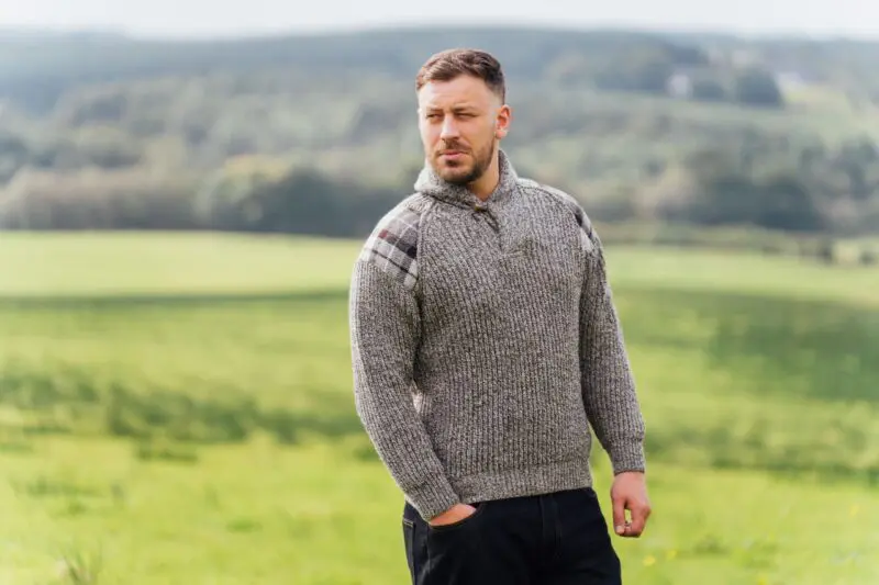Byreman - Chunky knit Shawl Collar Sweater with Harris Tweed patches